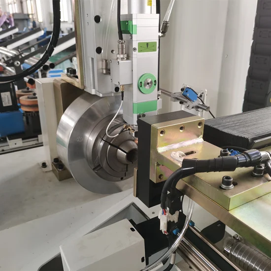 Br1000W CO2 Fiber Laser Pipe Tube Cutting Machine 3D Laser Cutting Machine